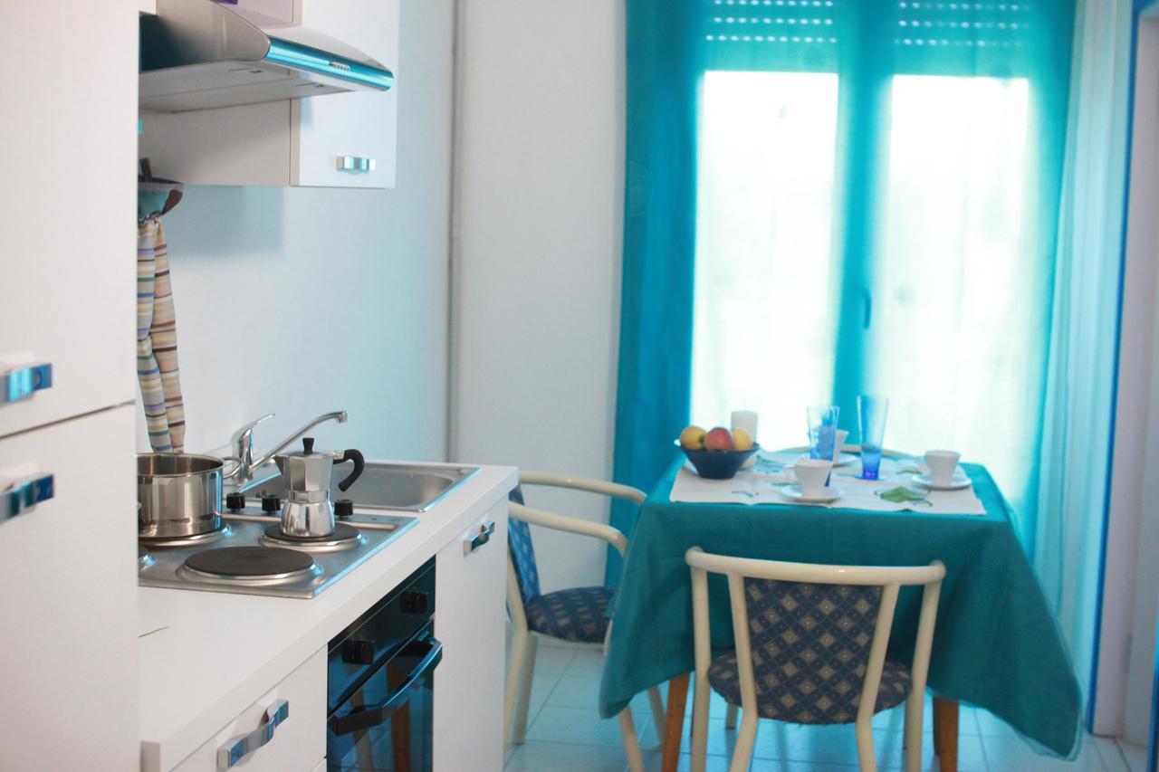 Residence Bluadria San Mauro Mare Buitenkant foto