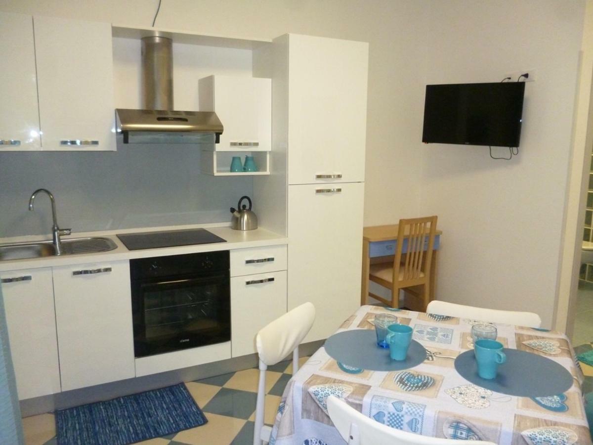 Residence Bluadria San Mauro Mare Buitenkant foto